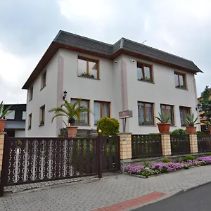 https://apartmny-karlovy-vary.marianskelaznehotels.net